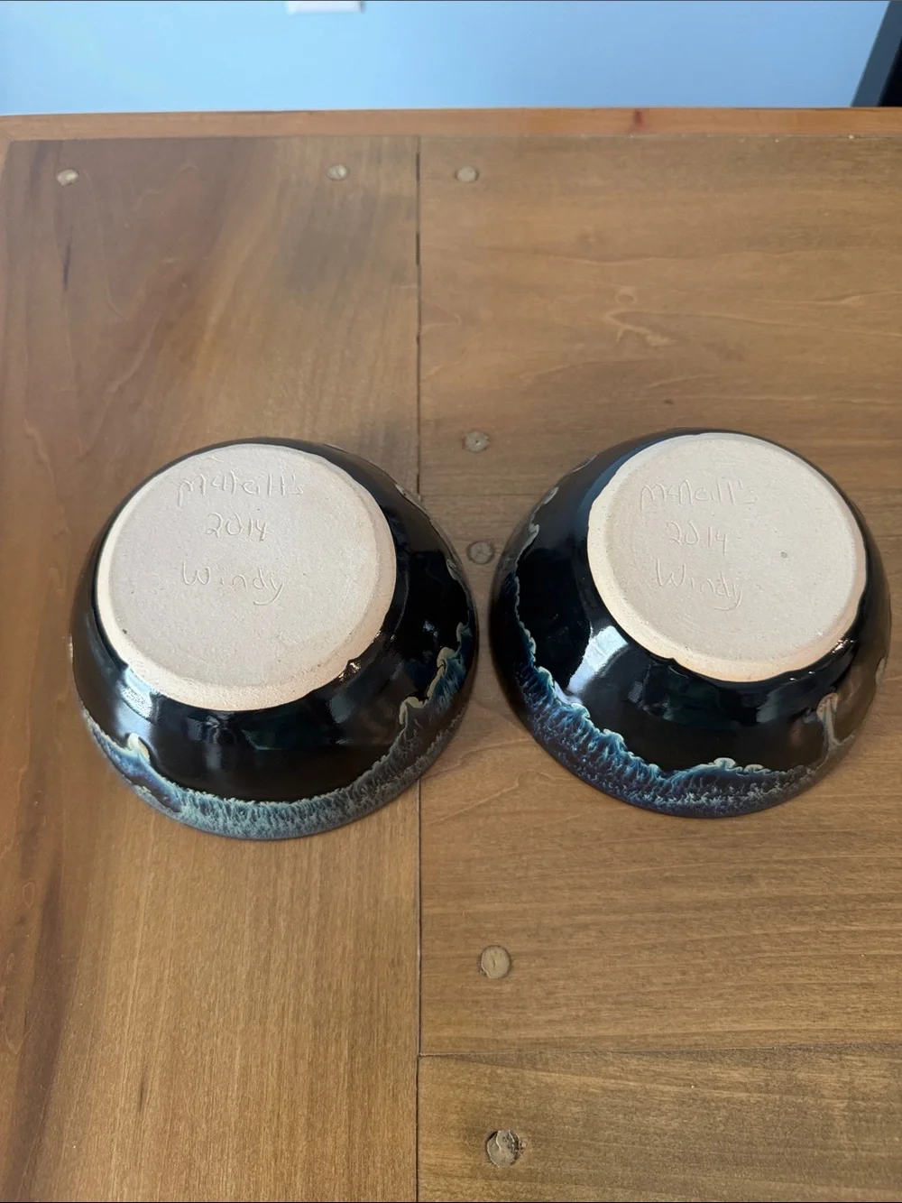 McNeill’s Pottery Apple Bakers Set of 2 Drip-Glaze Bowls in Black and Blue